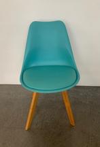 4 stoelen - Turquoise houten (Eik) poten, Maison & Meubles, Chaises, Quatre, Enlèvement, Utilisé, Autres matériaux
