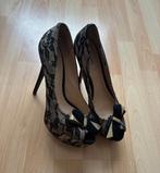 Guess pumps met kant in beige/zwart, Pumps, Guess, Zwart, Ophalen of Verzenden