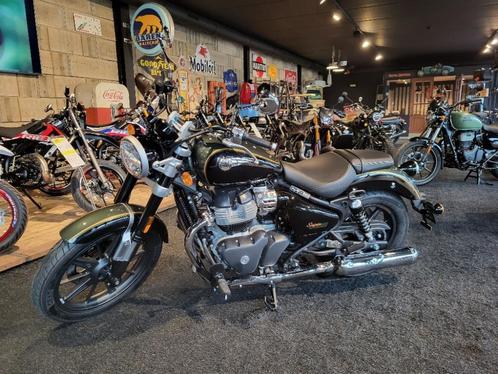 Royal Enfield Super Meteor 650, Motoren, Motoren | Royal Enfield, Bedrijf, Overig, 12 t/m 35 kW, Minimaal motorrijbewijs A2, 2 cilinders