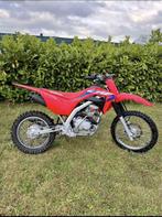 Honda 125 crf 2023, Fietsen en Brommers, Brommers | Crossbrommers, Ophalen, Zo goed als nieuw, Honda