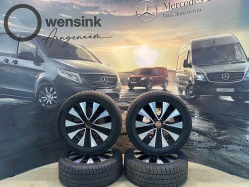 All Seasonset Mercedes Vito 447 17" (#672), Auto-onderdelen, Banden en Velgen, Banden en Velgen, All Season, 17 inch, 225 mm, Personenwagen