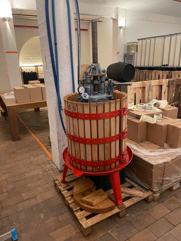 Pressoir à fruits, Articles professionnels, Agriculture | Outils, Culture de fruits, Technique d'alimentation, Enlèvement