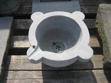 mooie oude arduinen vijzel als handenwasser,pompbakje, Enlèvement