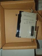 PLC et écran tactile Omron, Articles professionnels, Machines & Construction | Travail du métal, Enlèvement