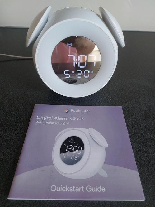 FettleLife digitale wekker met wake up light, Elektronische apparatuur, Wekkers, Zo goed als nieuw, Digitaal, Ophalen