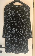 Mooi kleedje van Pieces - XS, Enlèvement ou Envoi, Au-dessus du genou, Comme neuf, Taille 34 (XS) ou plus petite