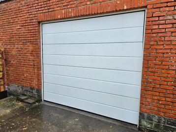 Prachtige Sectionale Poort + Automatisatie  Gedemonteerd  beschikbaar voor biedingen