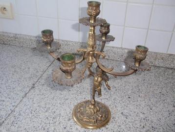 kandelaar beschikbaar voor biedingen