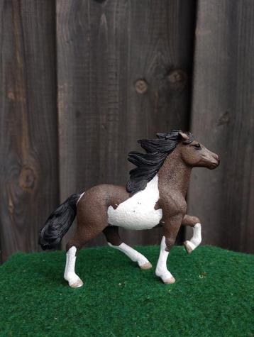Schleich IJslander hengst 13707 beschikbaar voor biedingen