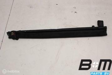 Scheidingsnet VW Tiguan FL 5N0861691C beschikbaar voor biedingen