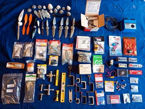 Luchtvaartmodelkit: os max. 10 - 15 motoren, propellers, ect, Hobby en Vrije tijd, Modelbouw | Vliegtuigen en Helikopters, Nieuw