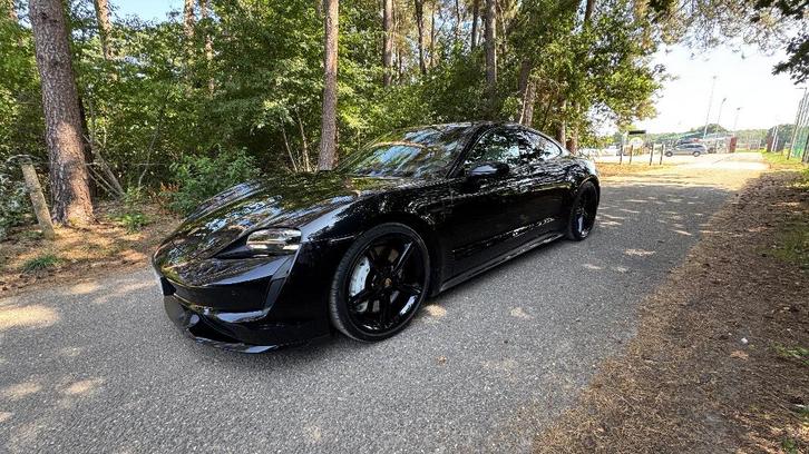 Porsche Taycan TURBO 2021 Porsche approved garantie 93.4KWh, Autos, Porsche, Particulier, Taycan, Caméra 360°, 4x4, ABS, Caméra de recul