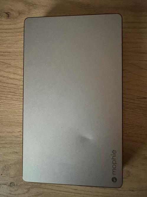 MOPHIE POWER BANK 20.000 MHP  3X USB-A AANSLUITINGEN, Télécoms, Batteries externes, Comme neuf, Enlèvement ou Envoi