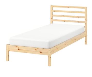 2x houten eenpersoonsbed – massief grenen beschikbaar voor biedingen