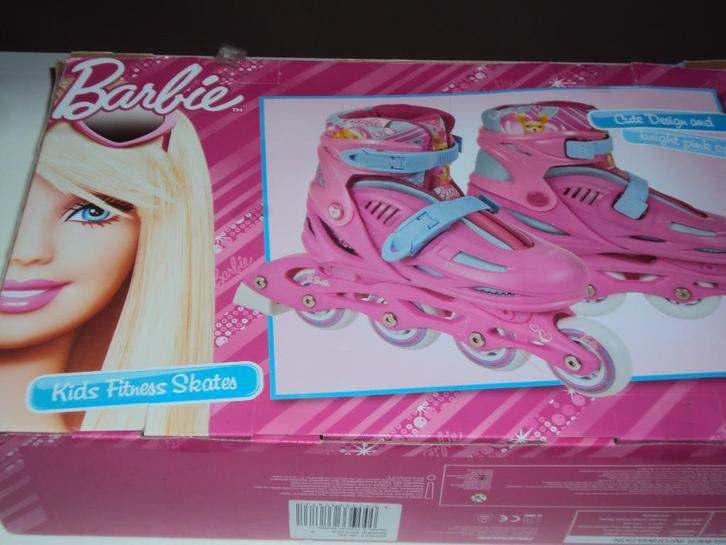 Barbie, Kids Fitness Skates, cute design and bright pink!, Sport en Fitness, Skeelers, Ophalen of Verzenden