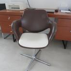 vintage draaistoel, Ophalen