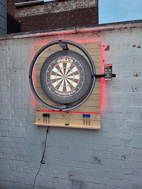 Dartwand + complete set-up., Sport en Fitness, Darts, Zo goed als nieuw, Ophalen