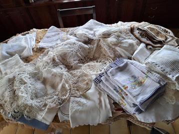 Napperons anciens crochet et autres matières, Enlèvement, Utilisé, Intérieur