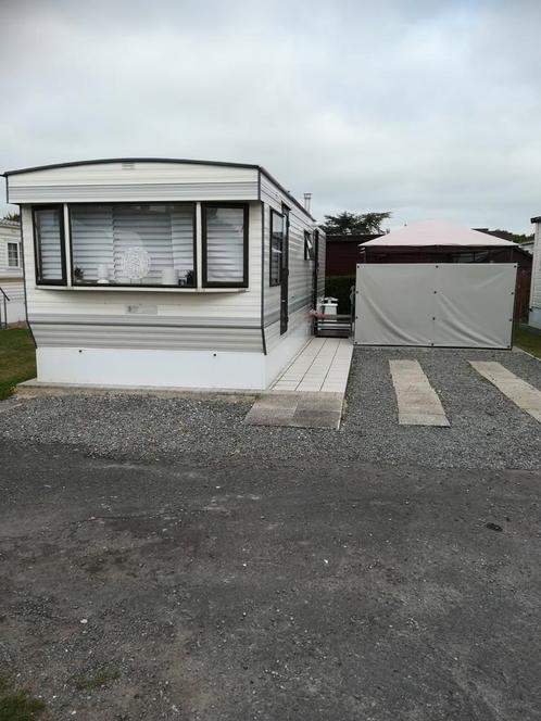 Stacaravan te huur in Blankenberge 400 euro ., Caravans en Kamperen, Voortenten en Luifels, Gebruikt, Ophalen of Verzenden