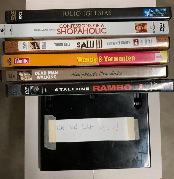 Dvd's (verschillende titels, zie foto-lijstje). €2 per dvd., Cd's en Dvd's, Dvd's | Actie, Zo goed als nieuw, Ophalen