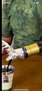 Pour bouteille univeesel, Contacten en Berichten, Advies en Oproepen