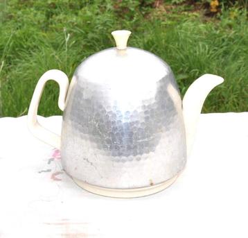 tres ancienne théière allemande avec tient chaud  beschikbaar voor biedingen