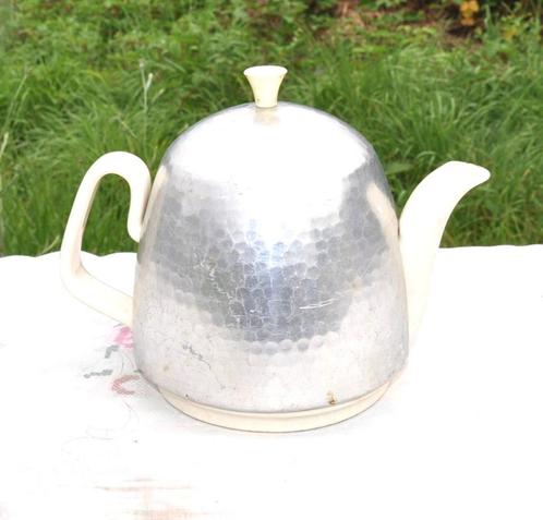 tres ancienne théière allemande avec tient chaud, Antiek en Kunst, Antiek | Keramiek en Aardewerk, Ophalen of Verzenden