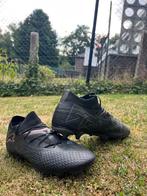 Zwarte voetbalschoenen van Puma, Sport en Fitness, Voetbal, Ophalen, Zo goed als nieuw, Schoenen