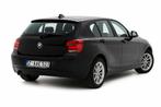 BMW 1 SERIE ✅116iA AUTOMAAT BENZINE CARPLAY, Auto's, Euro 5, Zwart, Zwart, Velours