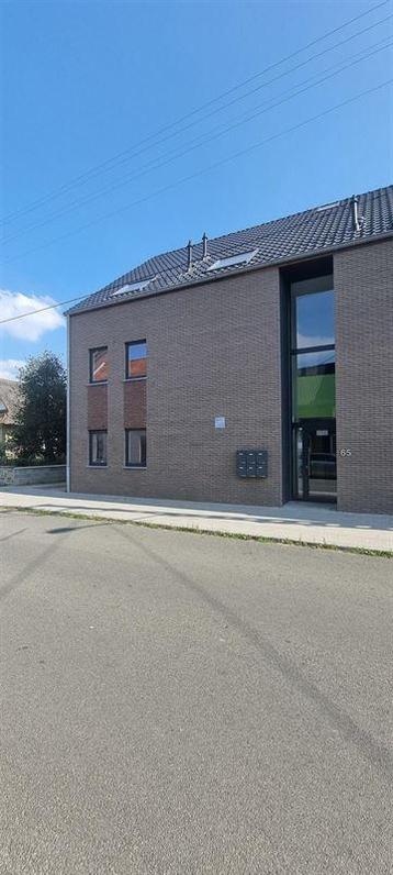 Appartement te huur in Tertre disponible aux enchères