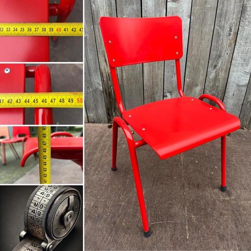 POLLY Double in RED ( 100 op voorraad), Zakelijke goederen, Horeca | Meubilair en Inrichting, Meubilair, Nieuw in verpakking, Ophalen of Verzenden