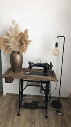 Naaimachine Phoenix, Enlèvement