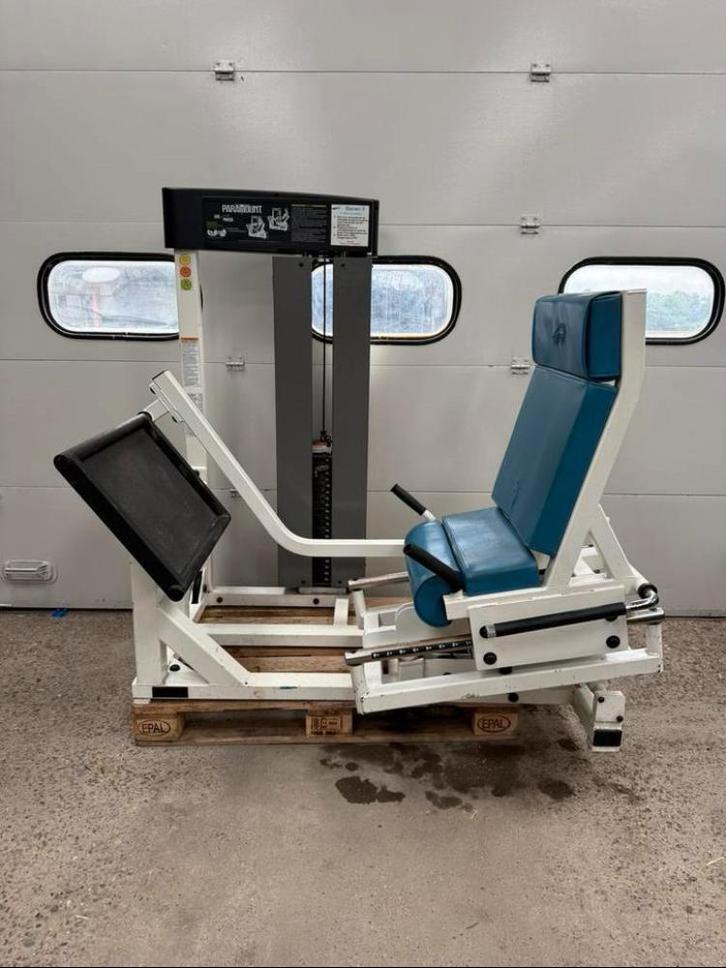 Paramount legpress / beinpresse / leg press / bein machine, Sport en Fitness, Fitnessmaterialen, Gebruikt, Overige typen, Armen