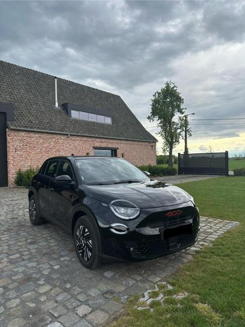 Fiat 600 full electric (red edition), Auto's, Fiat, Particulier, 600E, Airconditioning, Bluetooth, Cruise Control, Mistlampen