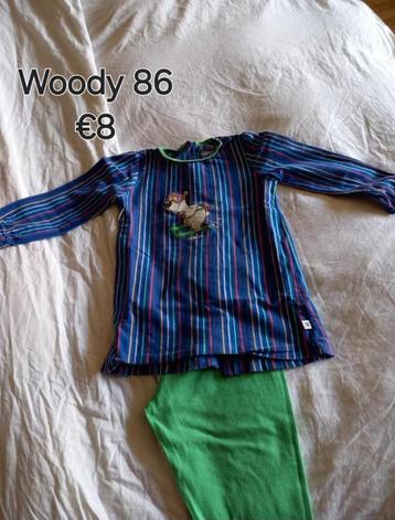 Pyjamas Woody de différentes tailles 