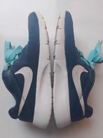38 nike tanjun in heel goede staat, Vêtements | Femmes, Chaussures, Porté, Bleu, Envoi, Nike