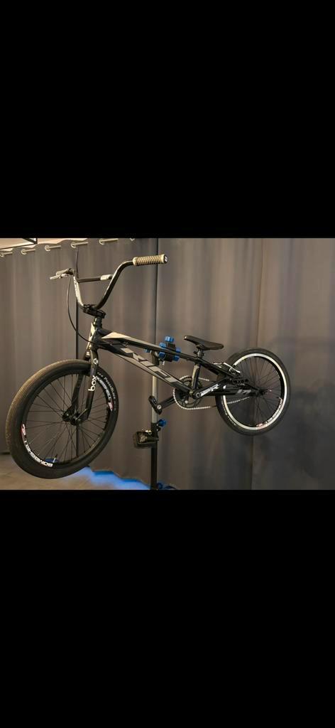 Bmx race a vendre, Fietsen en Brommers, Fietsen | Crossfietsen en BMX, Zo goed als nieuw, Ophalen of Verzenden