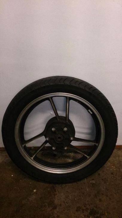 Suzuki GSX550 achterwiel GSX 550 ES EF achtervelg wiel velg, Motoren, Onderdelen | Suzuki, Gebruikt, Ophalen of Verzenden