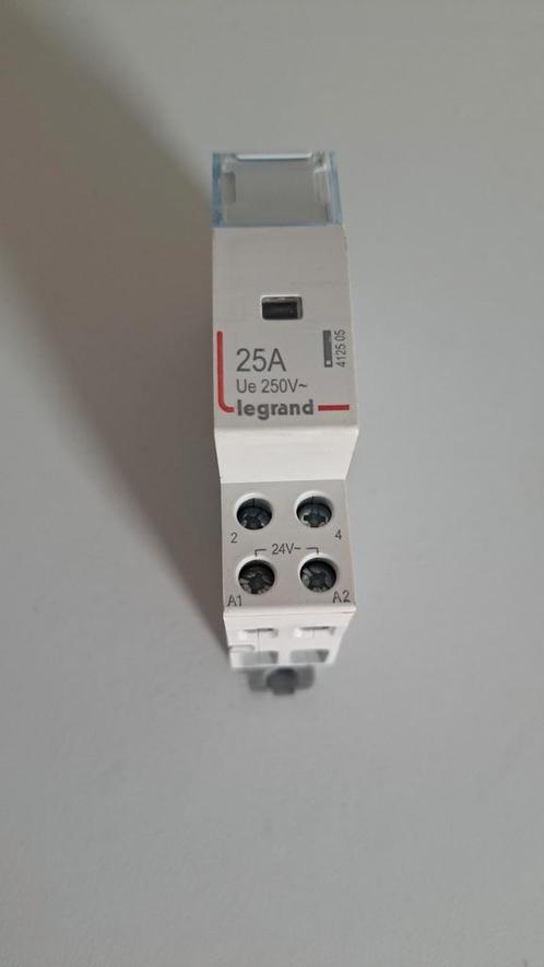 Legrand 412505 contactor, Hobby en Vrije tijd, Elektronica-componenten, Nieuw, Ophalen of Verzenden