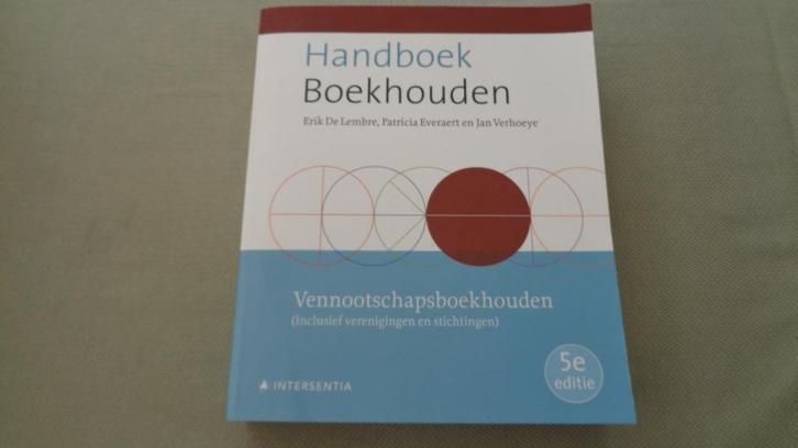 Vennootschapsboekhouden 5de editie, Boeken, Studieboeken en Cursussen, Zo goed als nieuw, Hoger Onderwijs, Ophalen of Verzenden