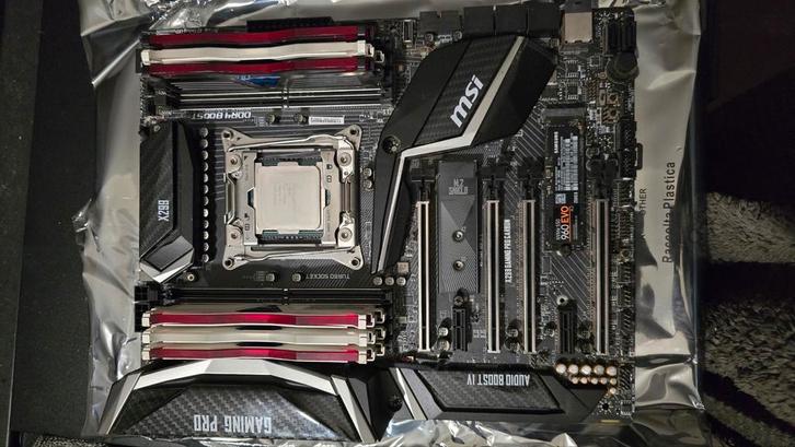I7 setje met snelle ssd en 32gb ram., Computers en Software, Moederborden, Zo goed als nieuw, Intel, DDR4, Ophalen