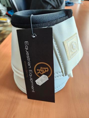 Springschoenen beschikbaar voor biedingen