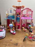 Barbie - Opvouwbaar huis met auto en barbiepoppen, Kinderen en Baby's, Ophalen, Gebruikt, Poppenhuis
