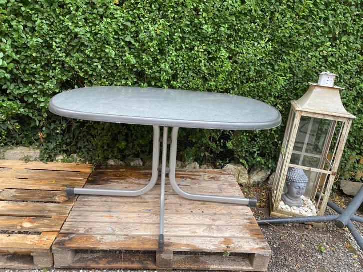 Table de jardin ovale gris clair en acier, Tuin en Terras, Tuintafels, Gebruikt, Ovaal, Metaal, Ophalen