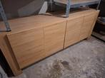 moderne houten dressoir/ opbergkast-massief uitstraling, Huis en Inrichting, Kasten | Dressoirs, Ophalen, Met plank(en), Gebruikt