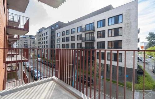 Belle Chambre meublé alouer uniquement femme seule, Immo, Appartementen en Studio's te huur