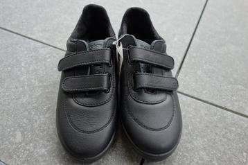 Chaussures noires "TBS" ENVOI COMPRIS