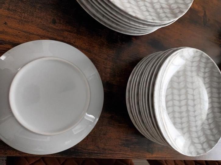 Borden, Maison & Meubles, Cuisine | Vaisselle, Assiettes(s), Enlèvement