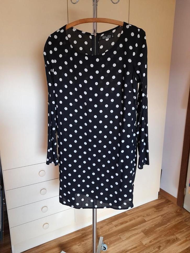Jurk met bolletjes print. Geen koerierdiensten of oplichteri, Kleding | Dames, Jurken, Nieuw, Maat 38/40 (M), Zwart, Boven de knie