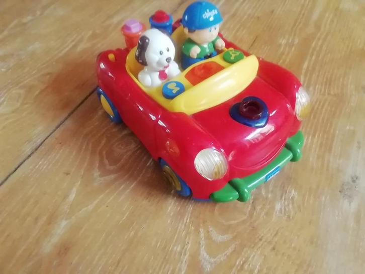 Chicco zelfrijdende auto, Kinderen en Baby's, Speelgoed | Vtech, Zo goed als nieuw, Ophalen